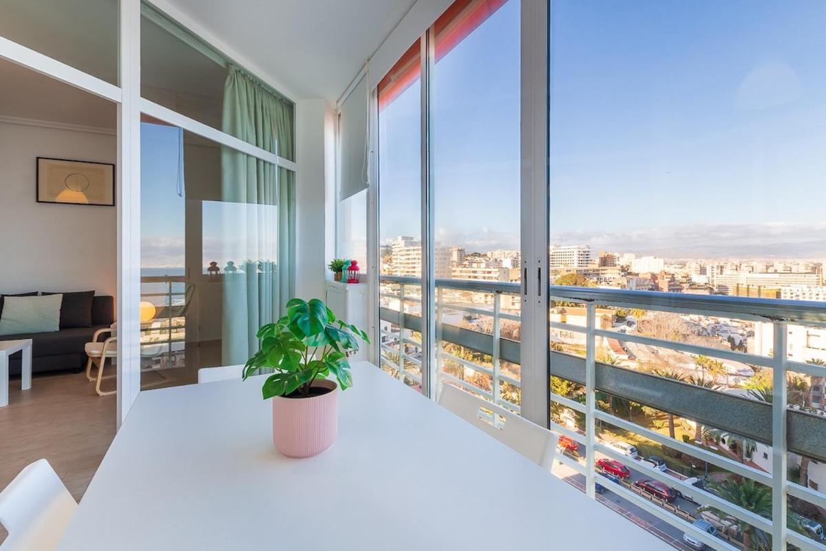 Апартаменты ¡Magnificas Vistas Al Mar! Piscina Y Wifi Gratis Торремолинос Экстерьер фото